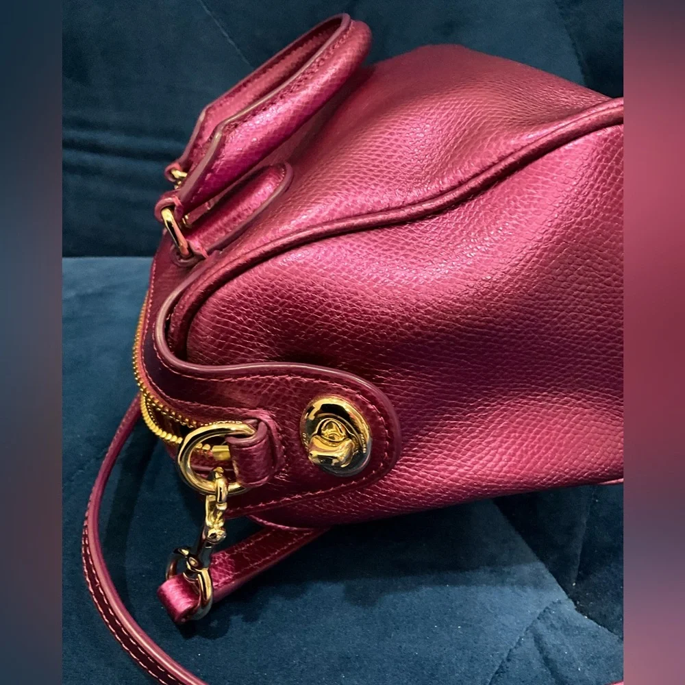 Coach baby Bennett Satchel Crossgrain Leather New without tag metallic pink - Picture 7 of 9